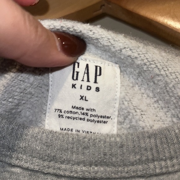 Kids GAP Gray Crewneck Sweatshirt - Picture 4 of 4